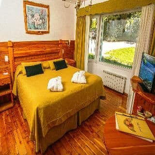 VILLA HUINID LODGE