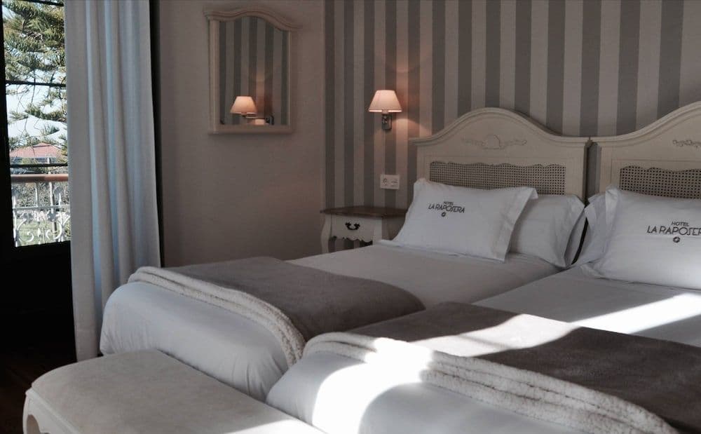 HOTEL LA RAPOSERA