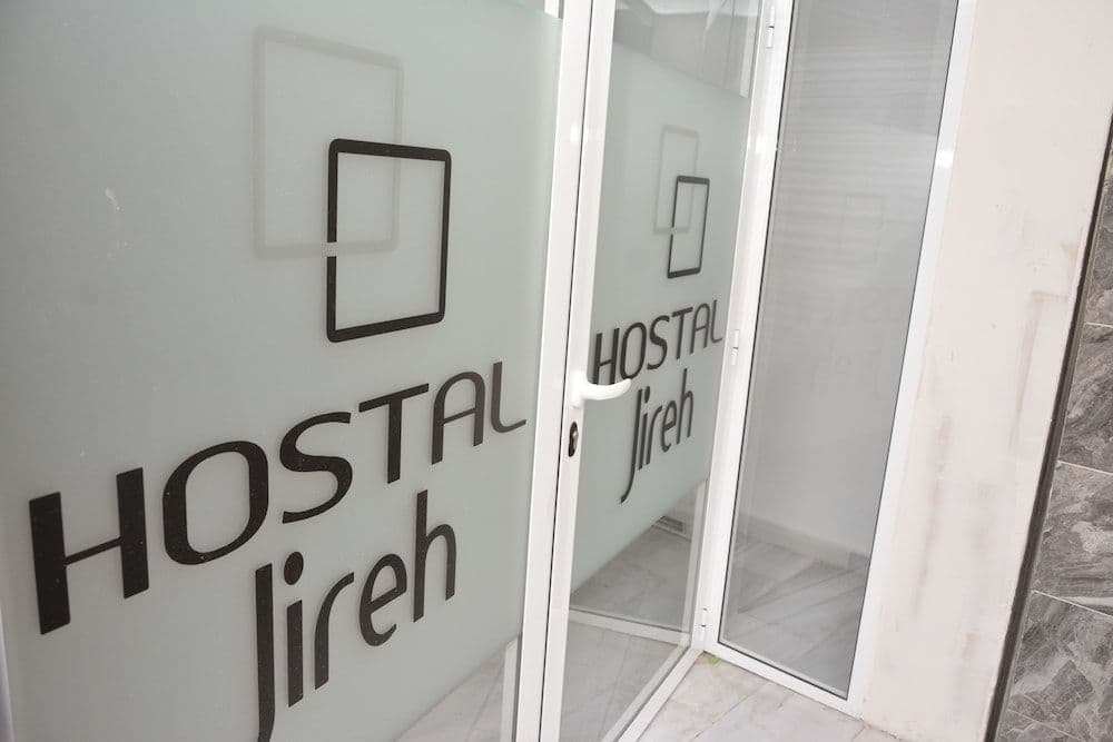 HOSTAL JIREH ALICANTE