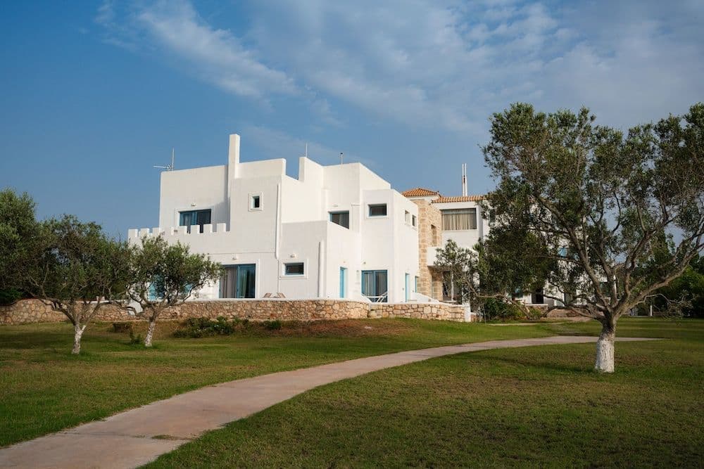 CAPARI SUITES