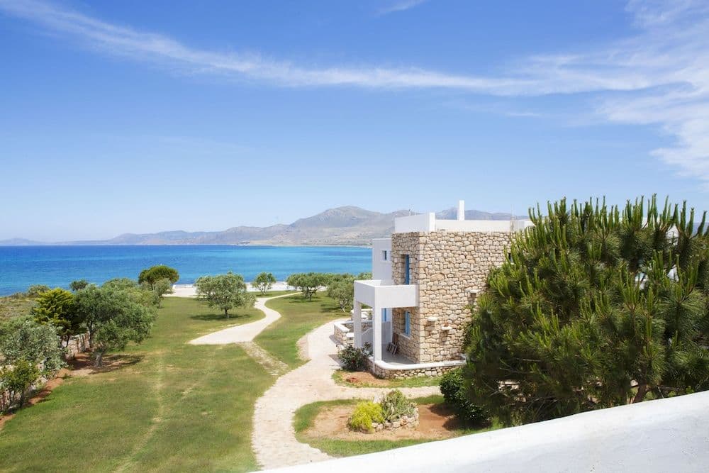 CAPARI SUITES