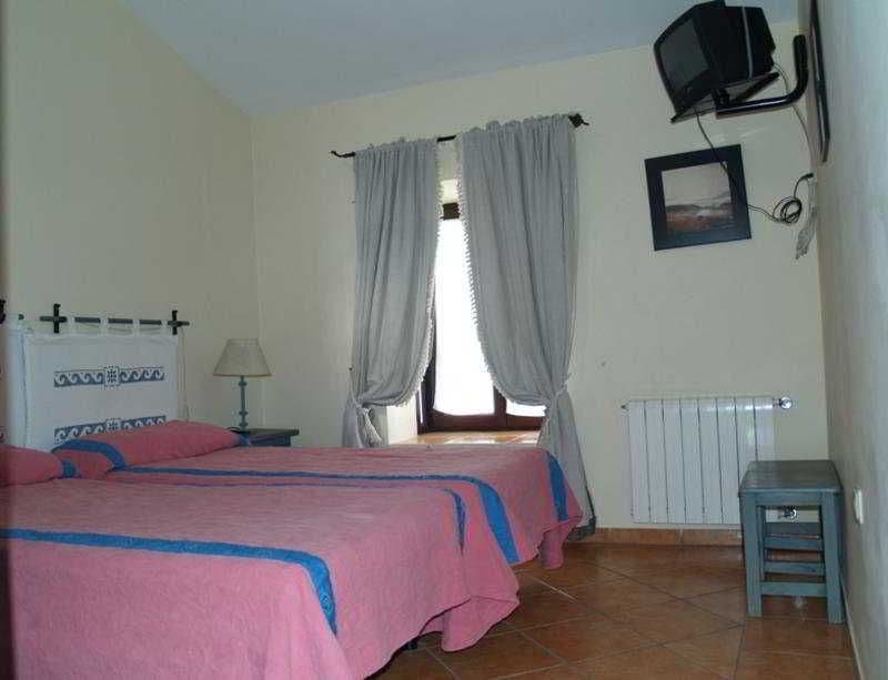 HOTEL MORALES
