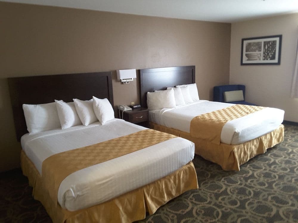 INN AT THE CANYONS
