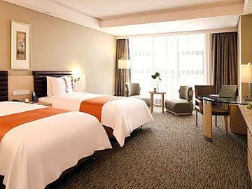 HOLIDAY INN PARKVIEW
