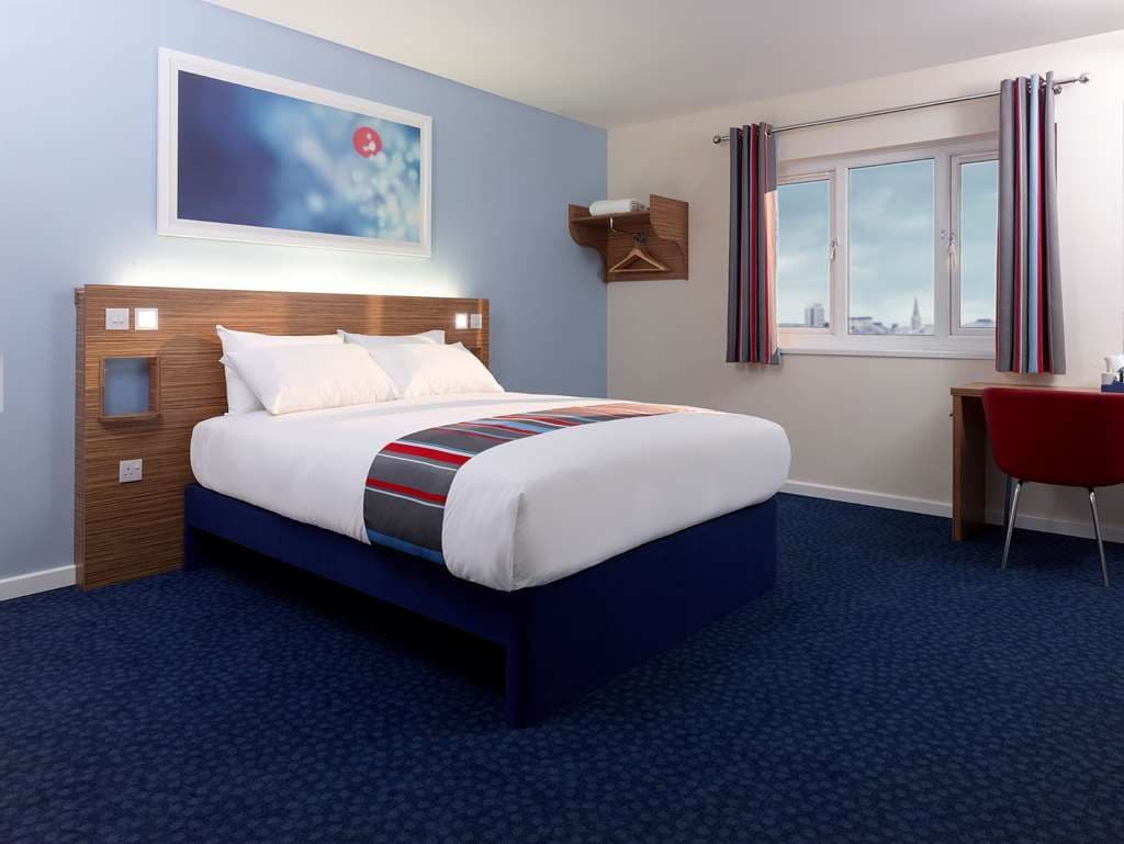 TRAVELODGE BATH WATERSIDE