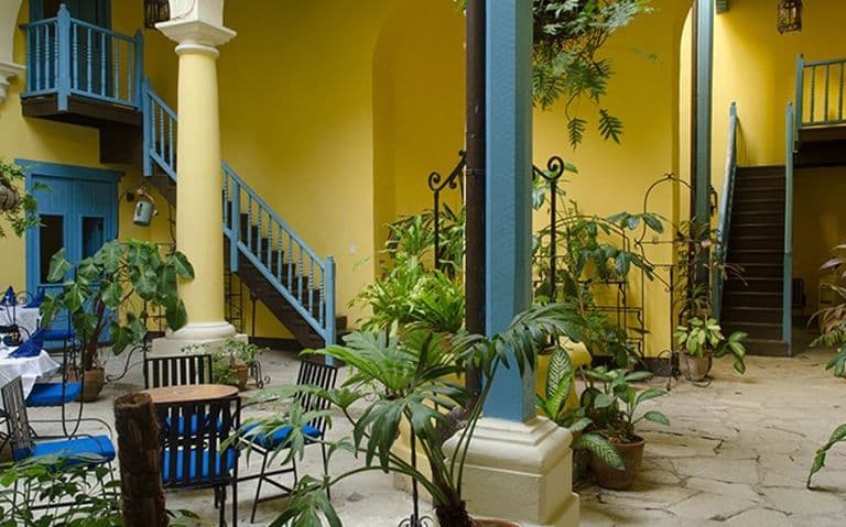 BELTRAN DE SANTA CRUZ