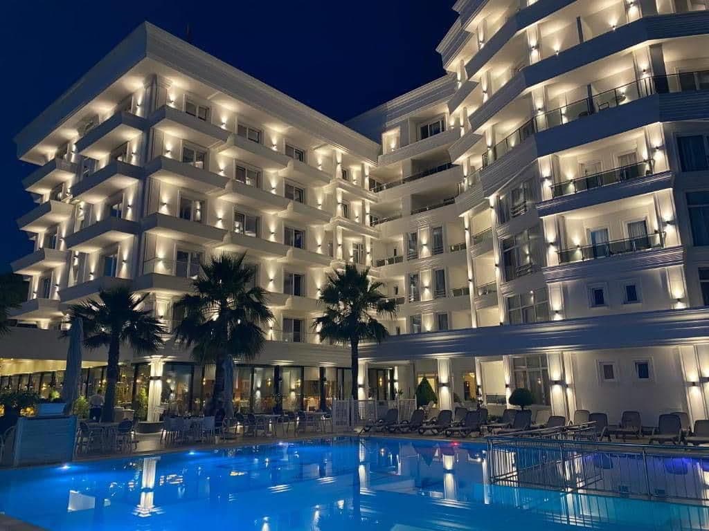 KLAJDI RESORT & SPA