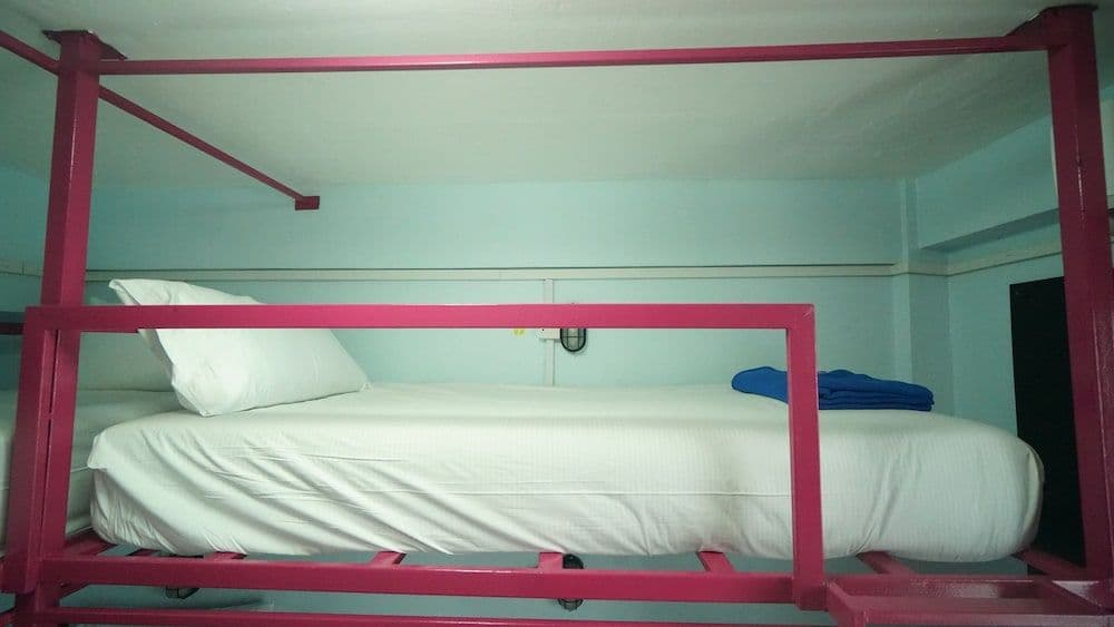 SLUMBER POOL PARTY KHAO SAN