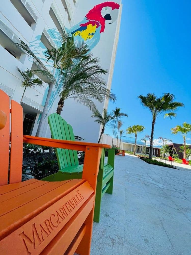 MARGARITAVILLE BEACH RESORT CAP CANA WAVE —AN ALL-INCLUSIVE EXPERIENCE FOR ALL
