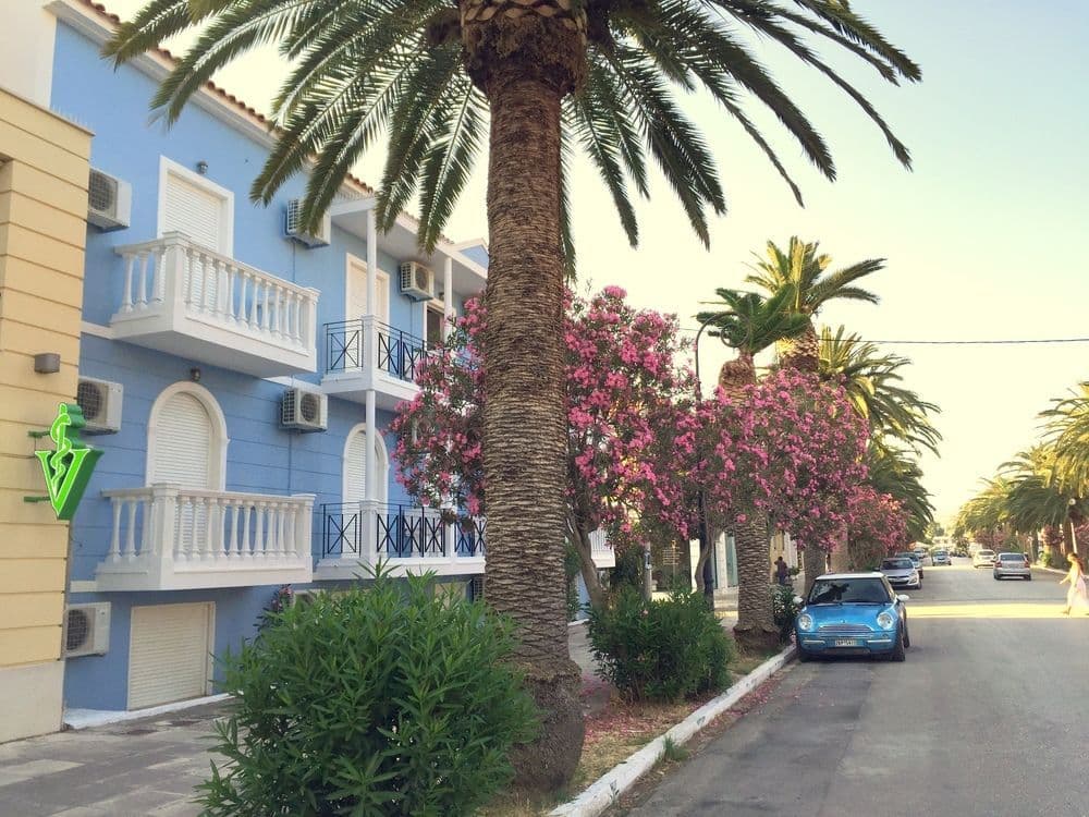 BLUE PARADISE