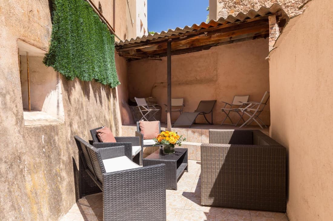 Florella Clemenceau Apartment