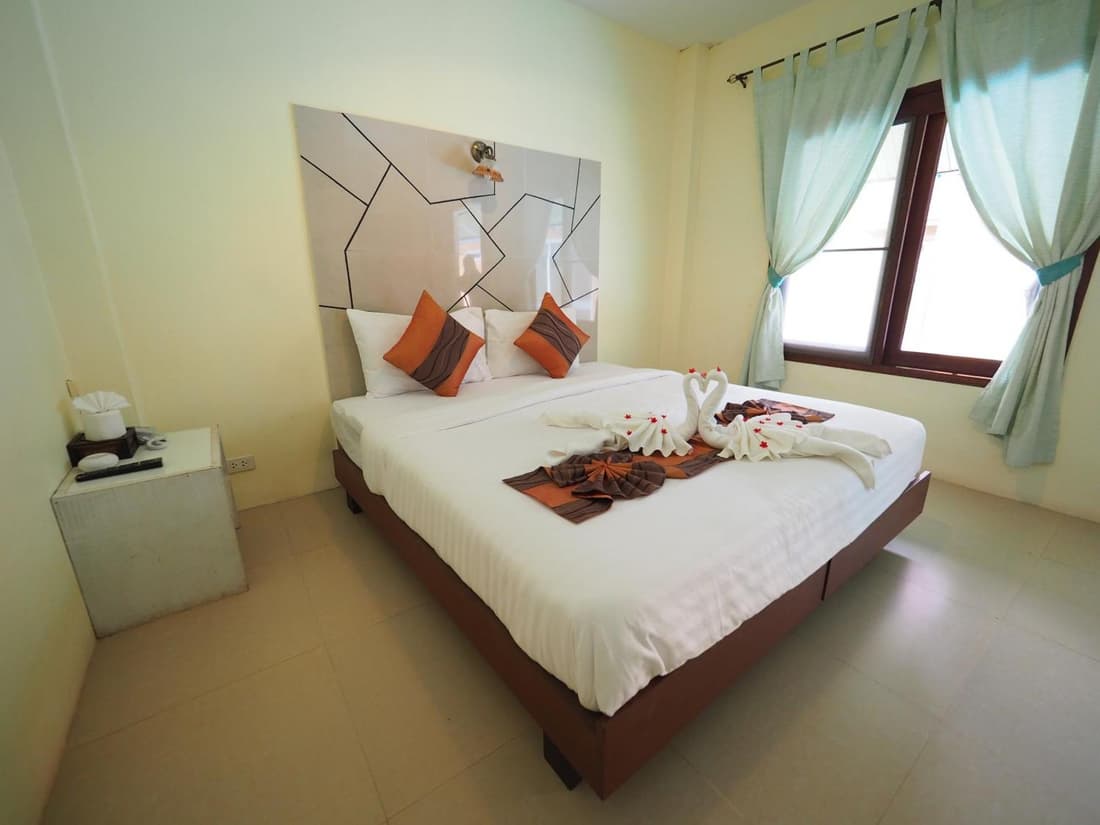 Lanta Fevrier Resort