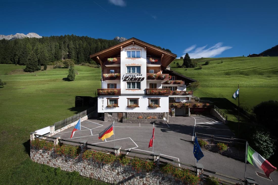 Hotel Zirmes