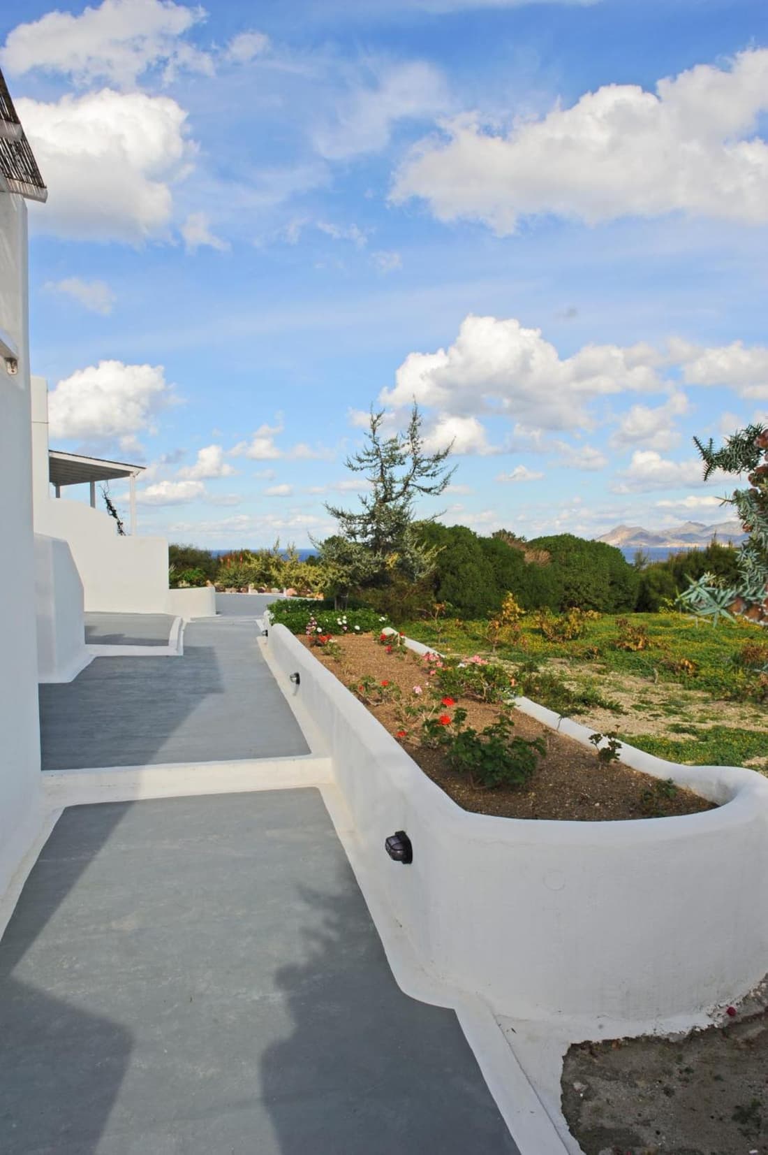 Sarakiniko View Studios
