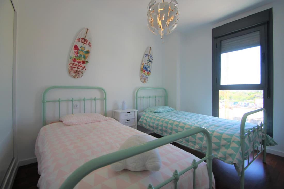 CasaTuris Playa, piscina y parking en Residencial San Juan SJ102