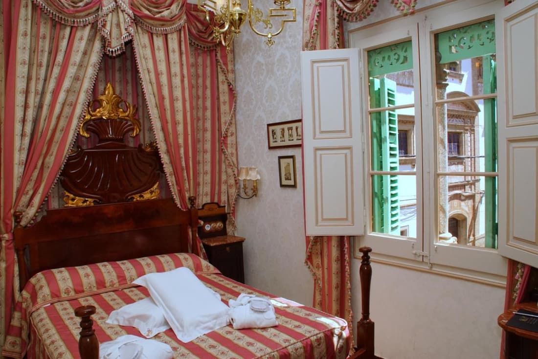 Sitges Royal Rooms