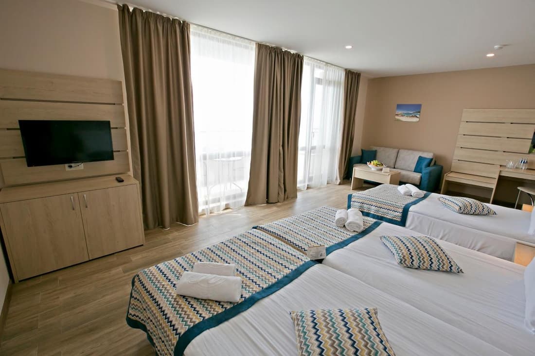Royal Grand Hotel and Spa - All Inclusive and beach accsess