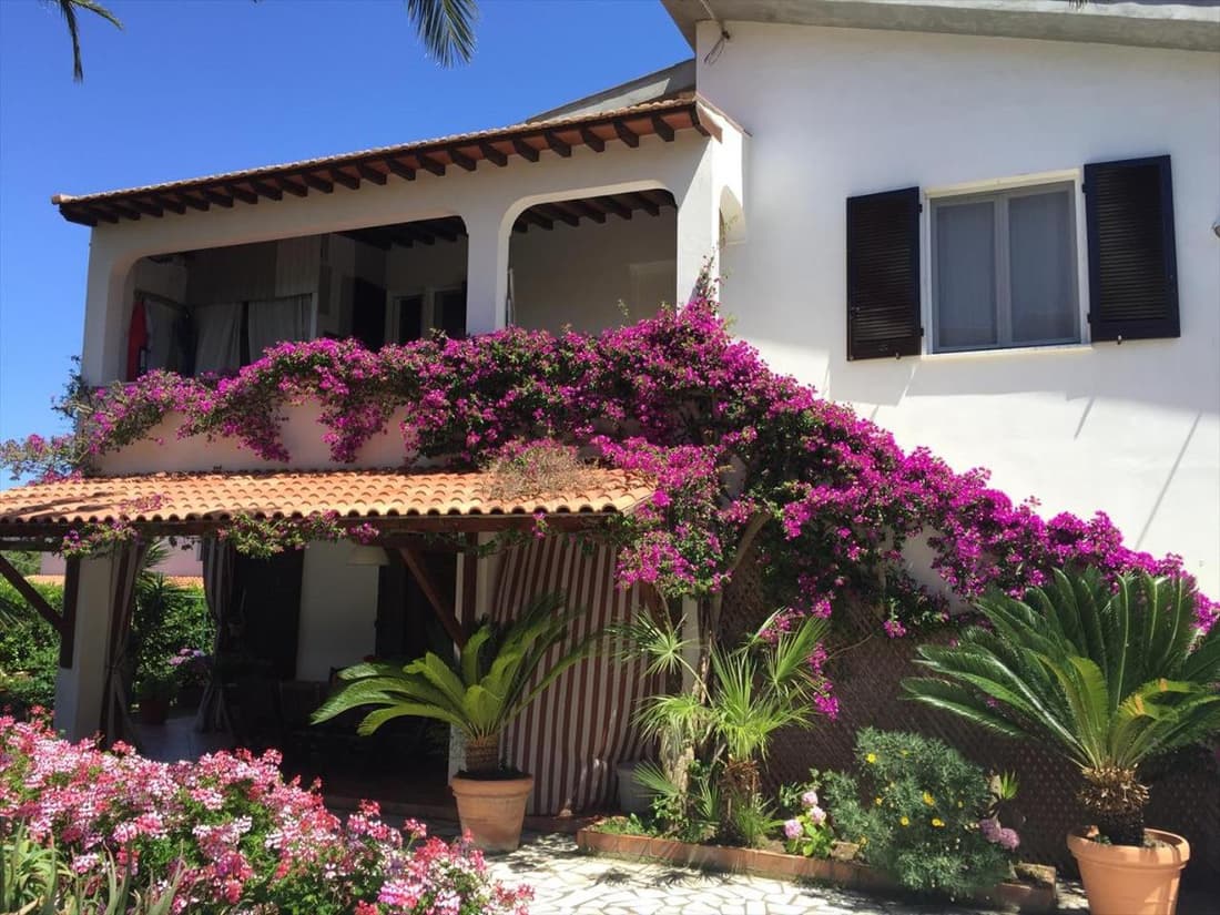 A casa di Enrico B&B