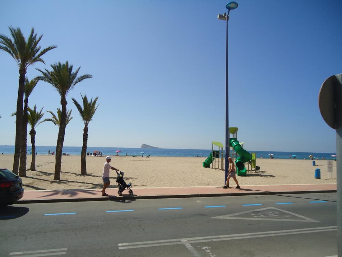 Poniente Edificio Triton TRG