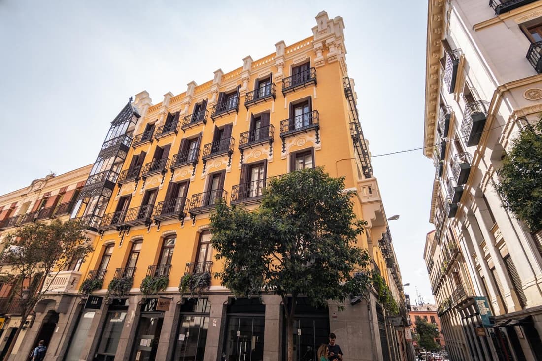 Plaza Mayor Suites & Apartments