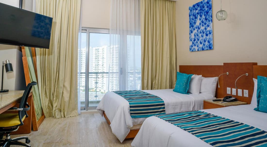Krystal Urban Cancun & Beach Club