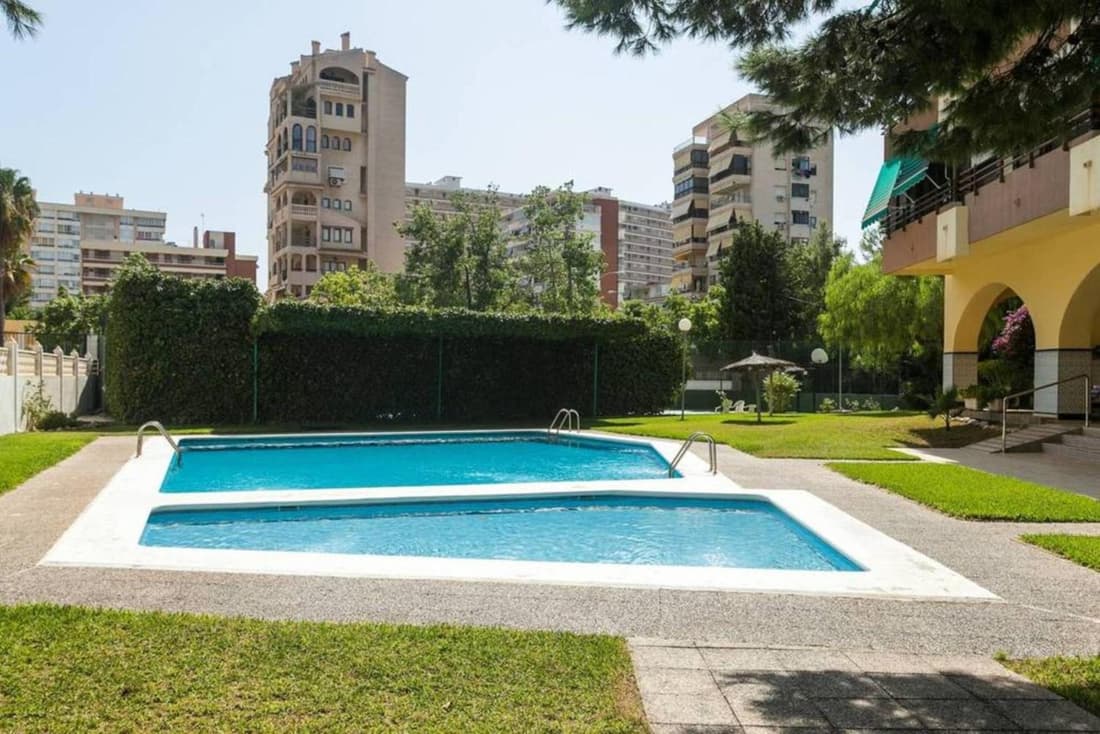 New San Juan beach apartment with AC