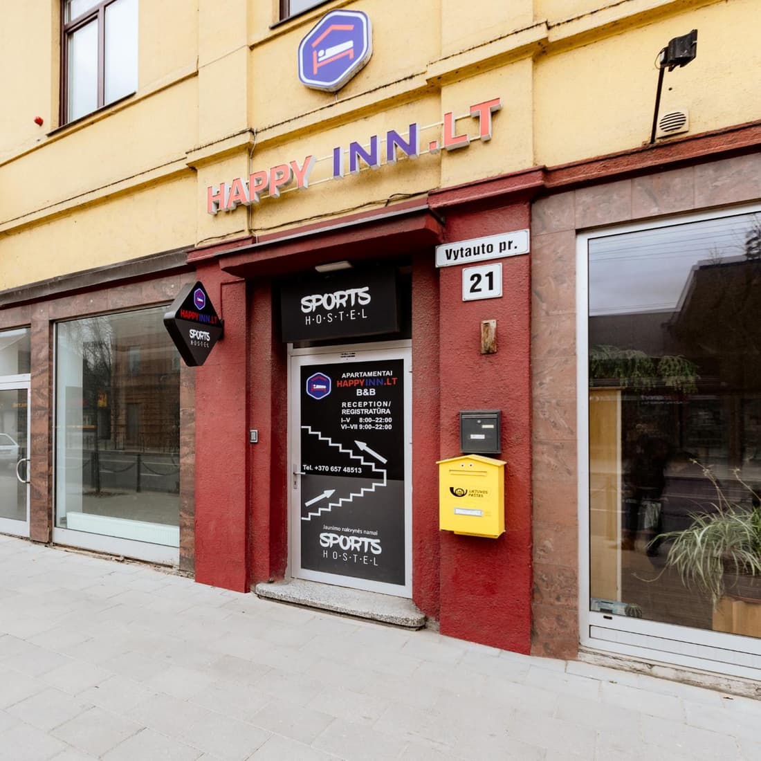 Happy Inn