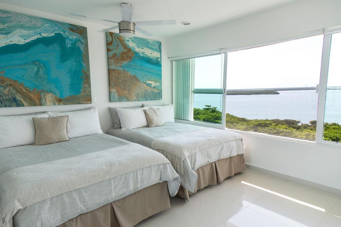 Beachfront Three-Story Coastal Penthouse, 3BR-3BA