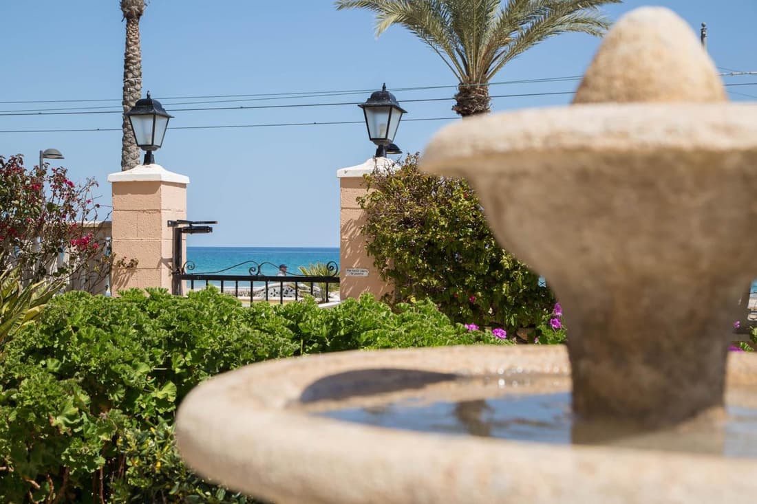 Luxury 12th Floor Beachfront