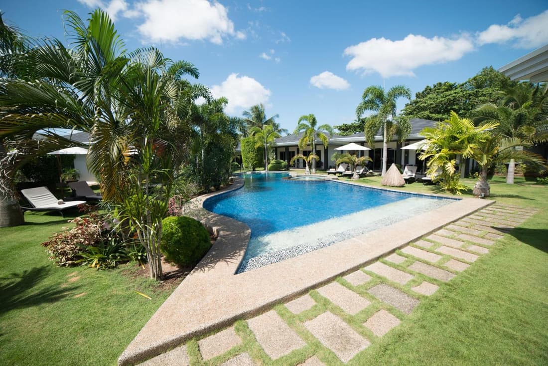 Alona Royal Palm Resort