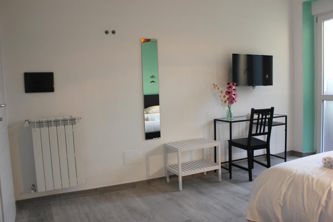 Roman Sunrise Rooms