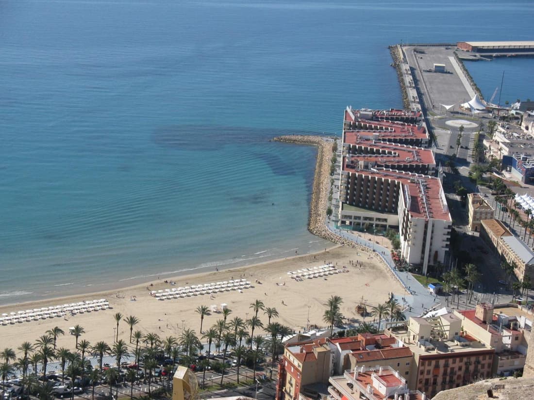 San Francisco 10 Boutique Apartments - Centro Alicante, a pasos de Playa Postiguet