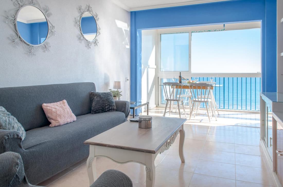 Stay In Azul