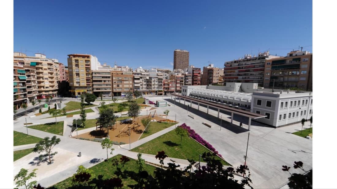 LUXURY New Apartment CITY CENTRE & BEACH, Alicante