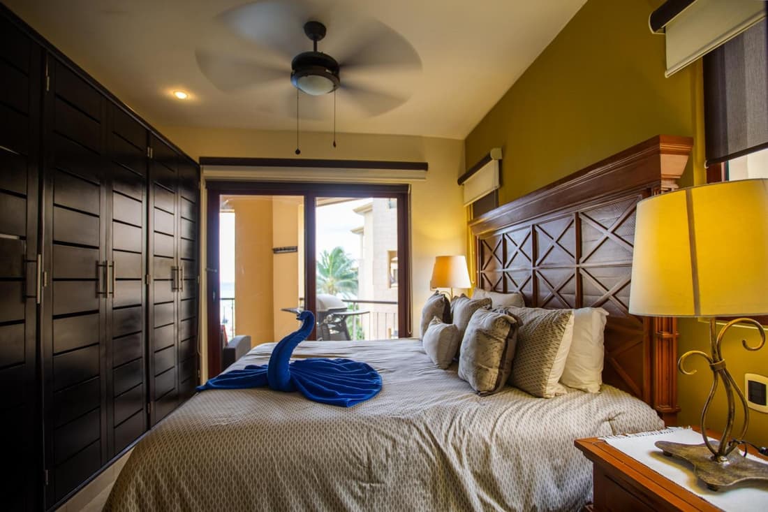 Corner 2 bedrooms condo 3rd floor facing the ocean at ELFARO by DPM