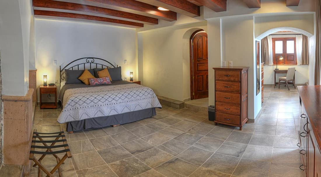 Hotel Santa Paula