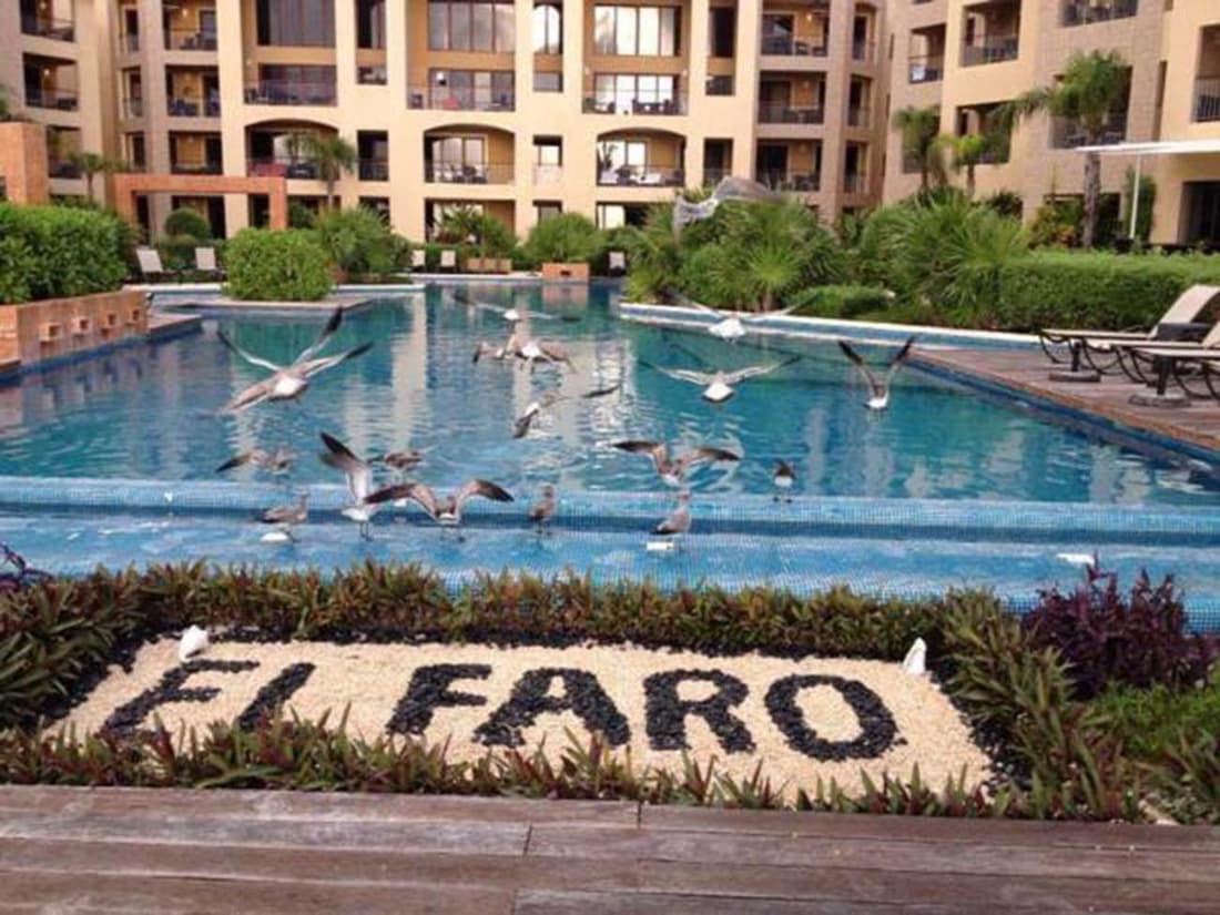 Partial ocean view, spaceful 1 bdr condo at ELFARO by DPM