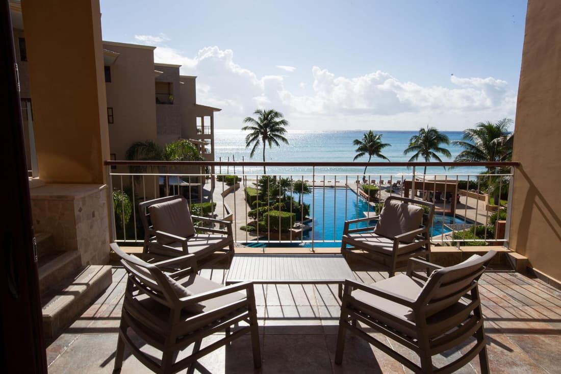 Modern PH 3 bedroom condo high floor at EL FARO by DPM