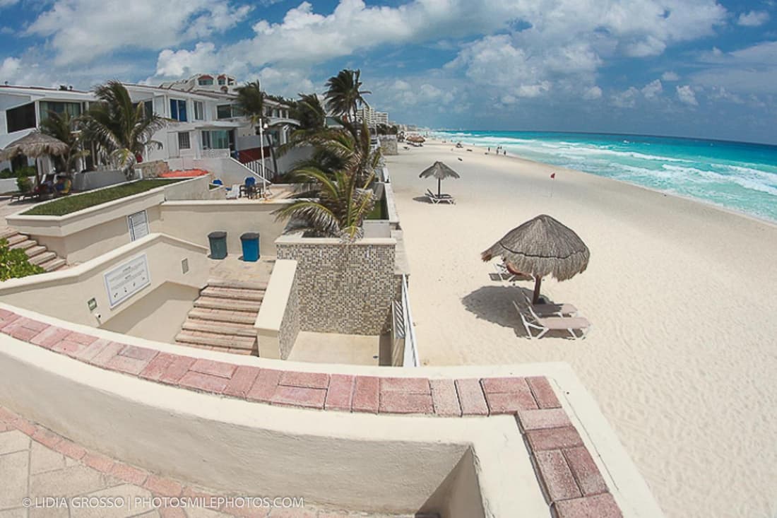 Beautiful Beachfront Apartments with private terrace Ocean View Brisas Shores