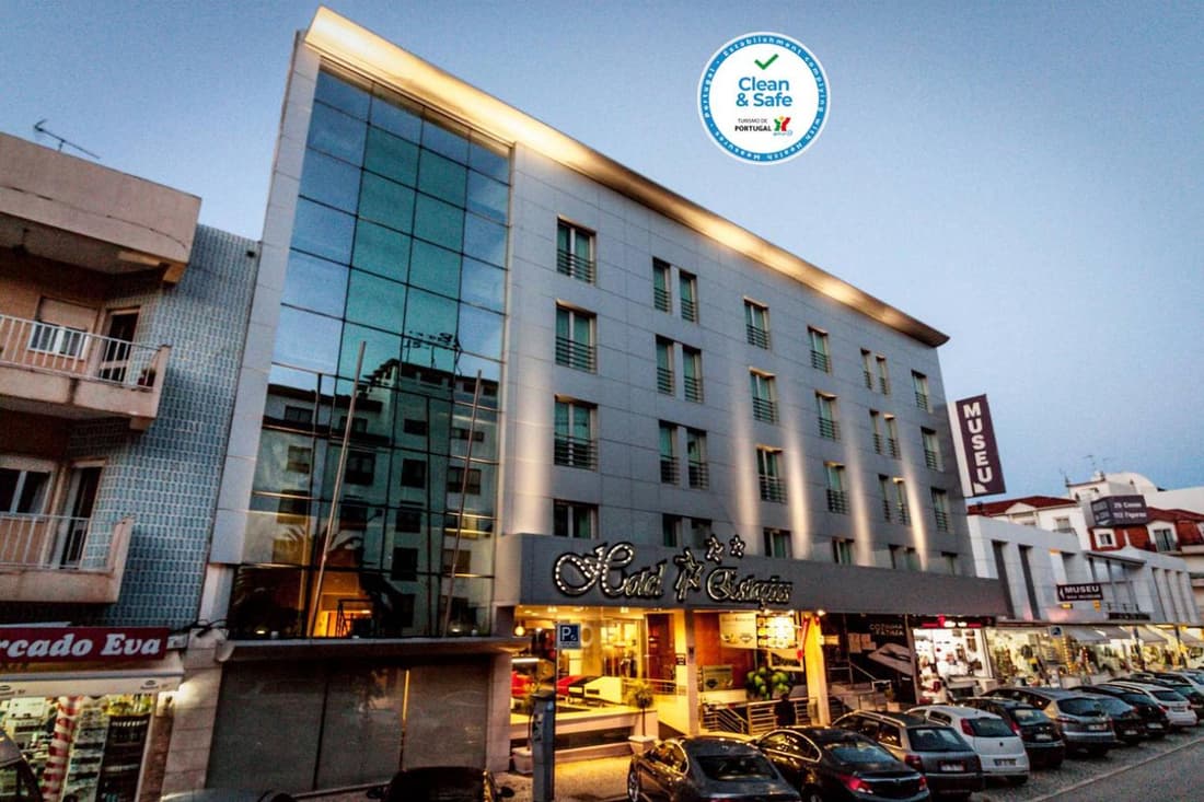 Hotel 4 Estações