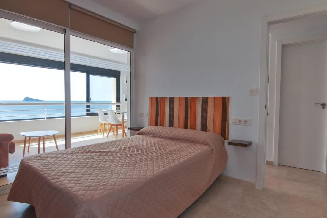 Luminoso Apartamento en Primera Línea de Playa
