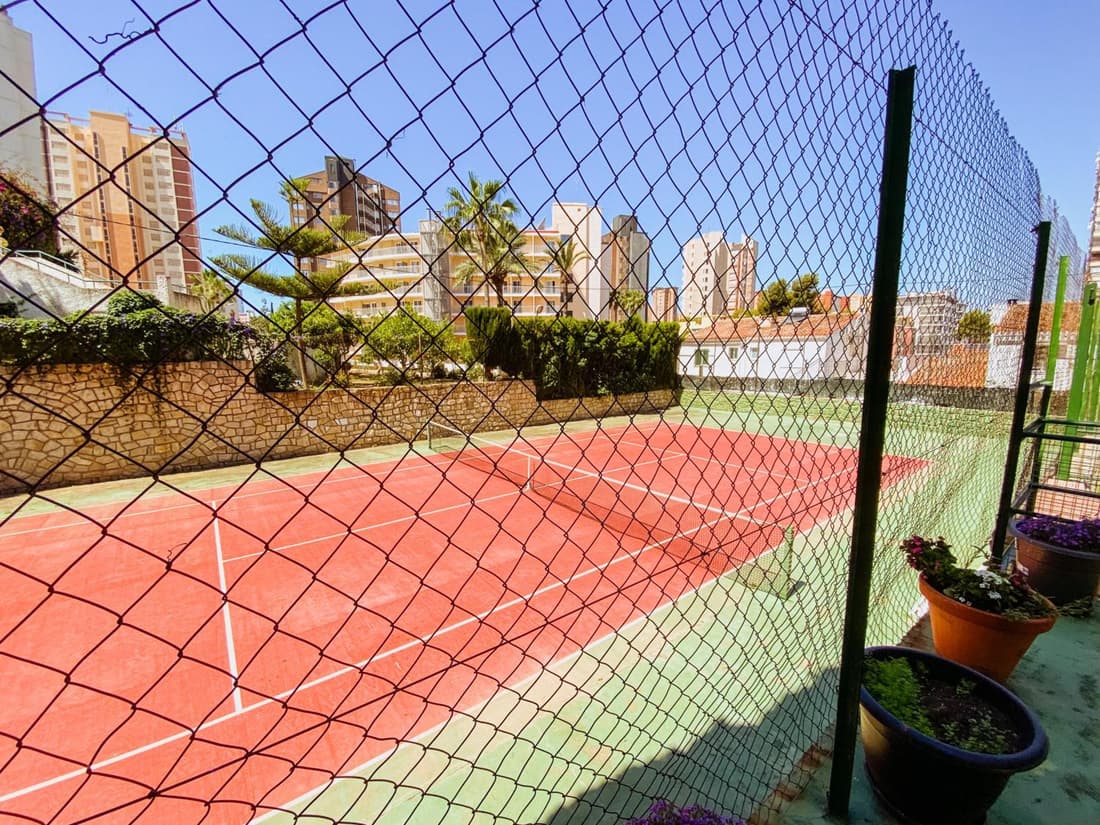 Zafiro Apartments