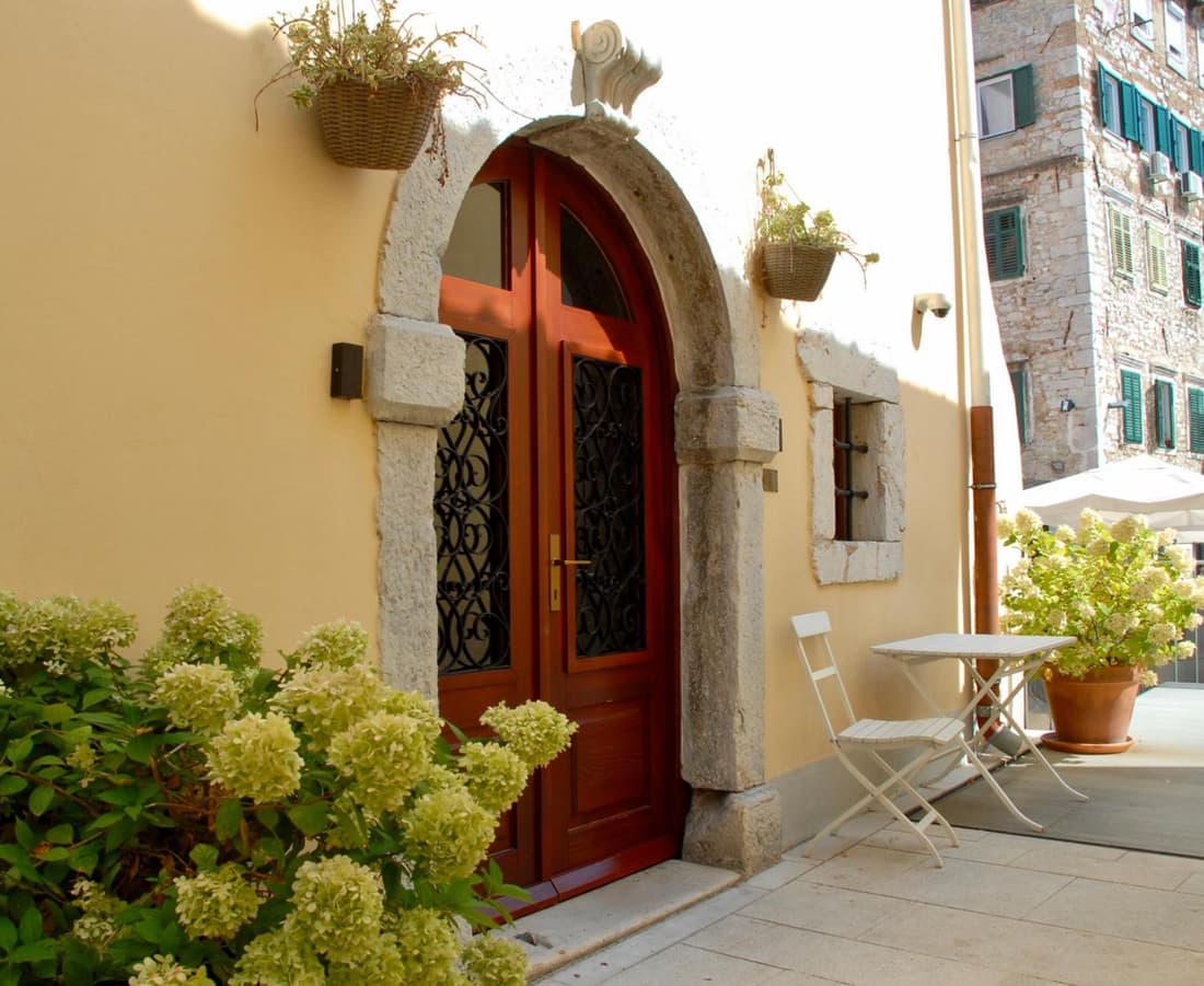 Old Town Inn