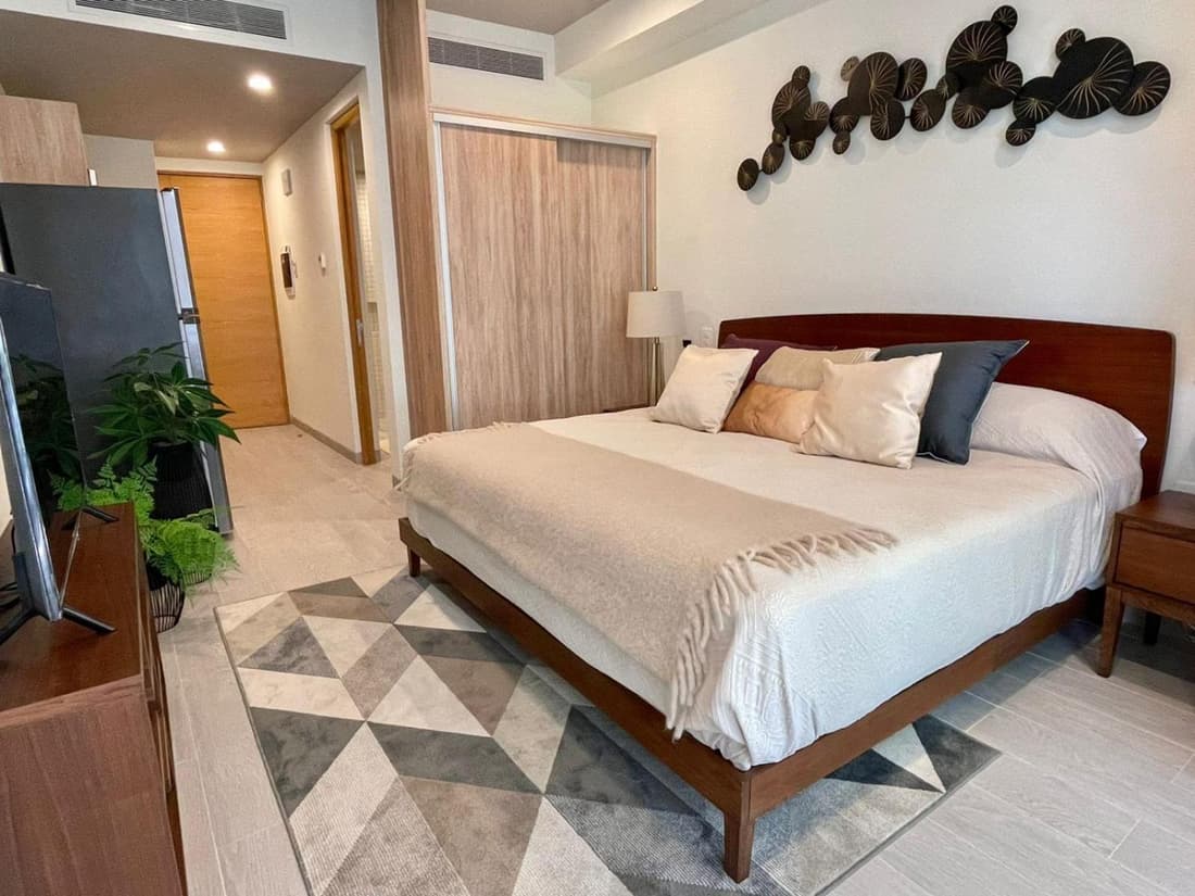 The Boat Condo by Andiani Travel