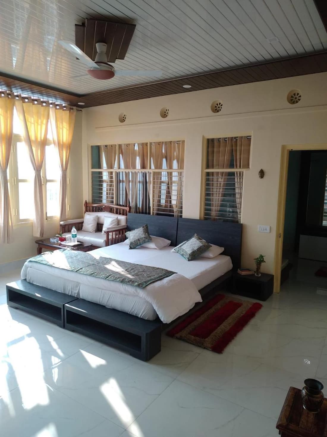 Shiva Ganges View Guest House