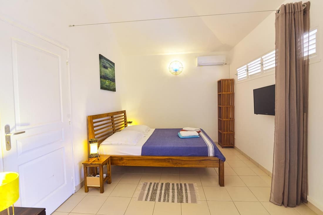 Suite duplex avec piscine- jardin privée - 3 chambres - BED AND COFFEE FAMILY