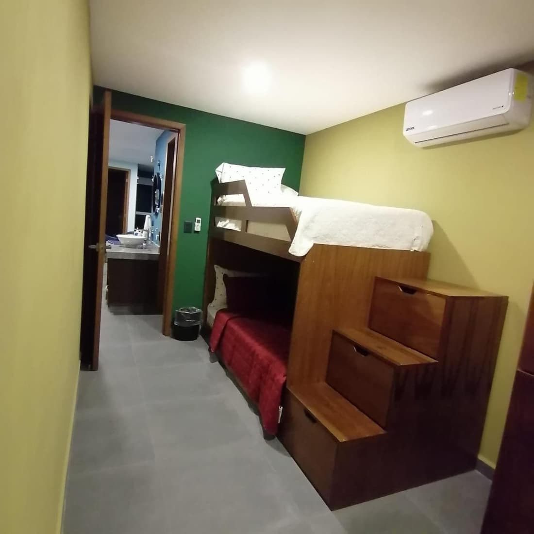 Super Chic 2bd apartment just remodeled