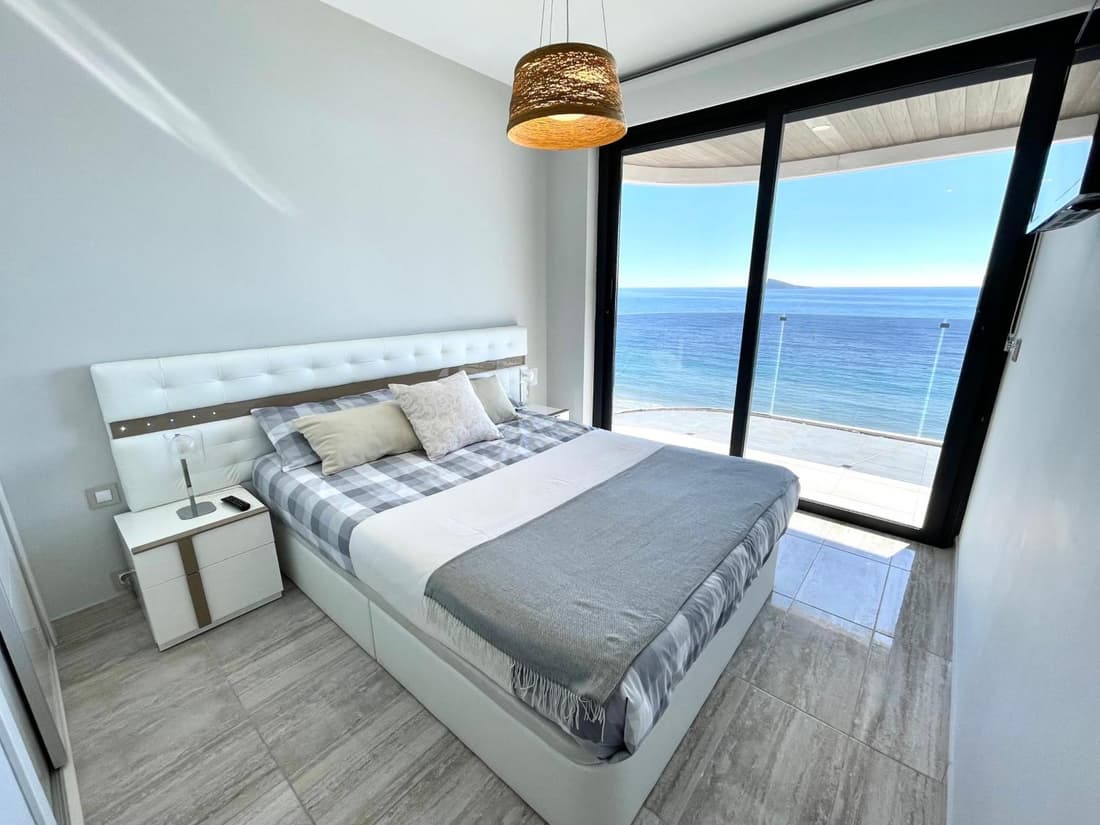 Exclusive Apartments on the first line of Benidorm Sol y Mar