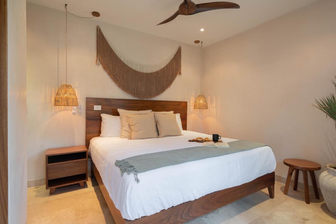 Modern 2BR Penthouse Concierge Gated community