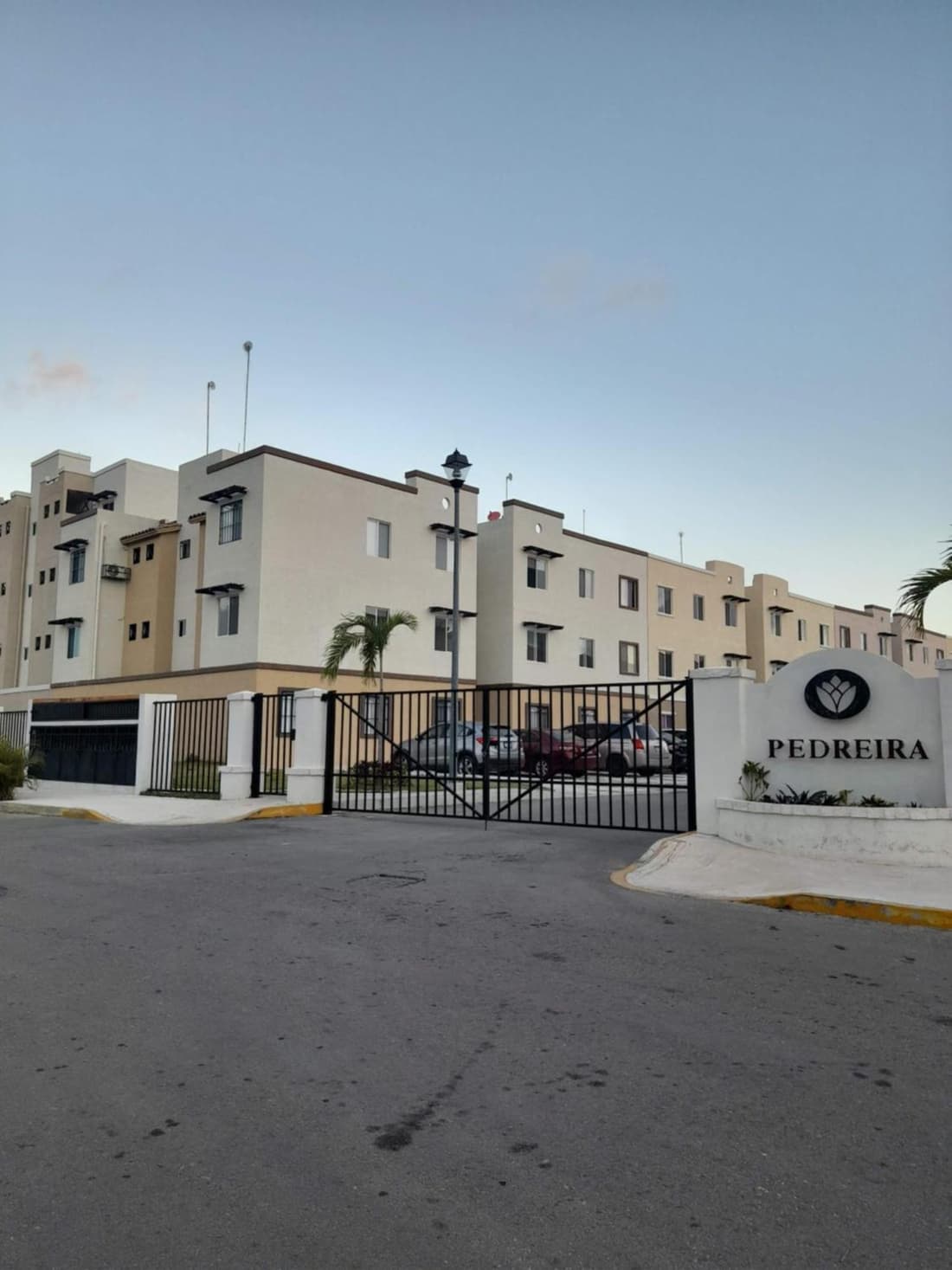 Lovely Apartment HOEStel Pedreira!